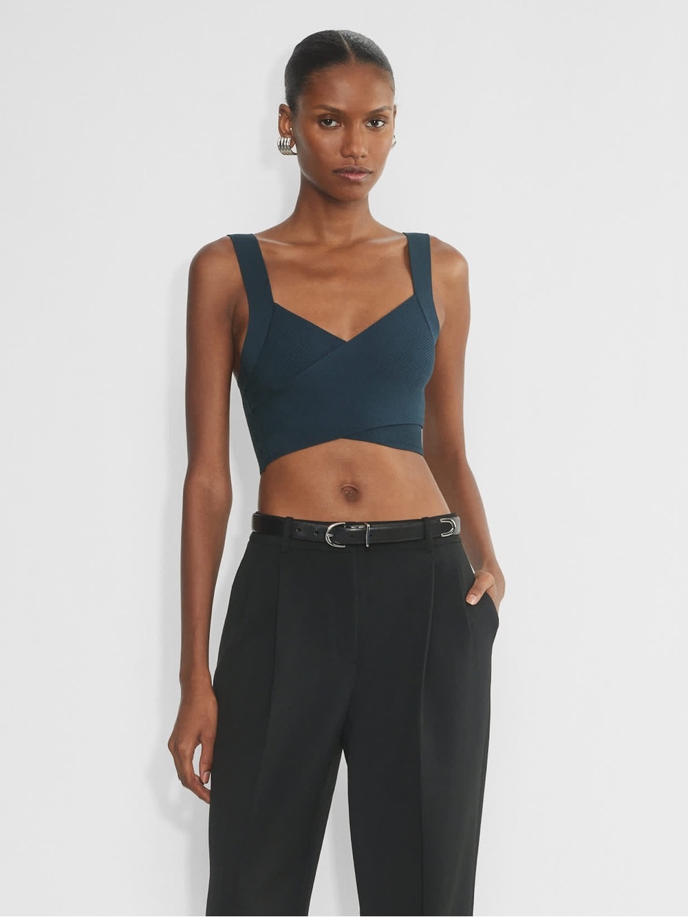 Aritzia Babaton Sculpt Knit Greek Crop Top Tank in Navy Eclipse